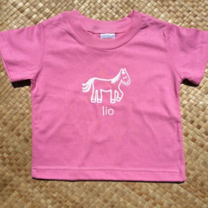 pink Lio (horse) kid's t-shirt